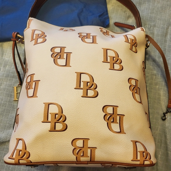 LiKE New ☆ Dooney & Bourke Large Shoulder Bag - Picture 10 of 11
